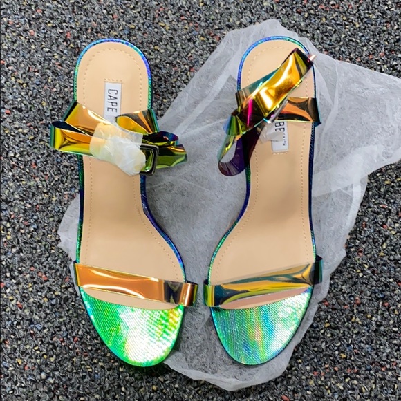 CAPE Robbin New “MERCY “ Sandals size 8.5M. - Picture 3 of 12